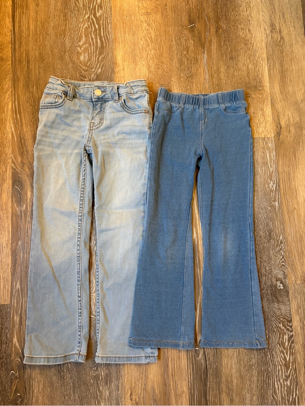 Bundle of girls jeans and leggings size 5 and 5T